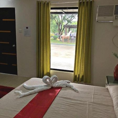 Quezon Premier Hotel - Candelaria Candelaria  Zewnętrze zdjęcie