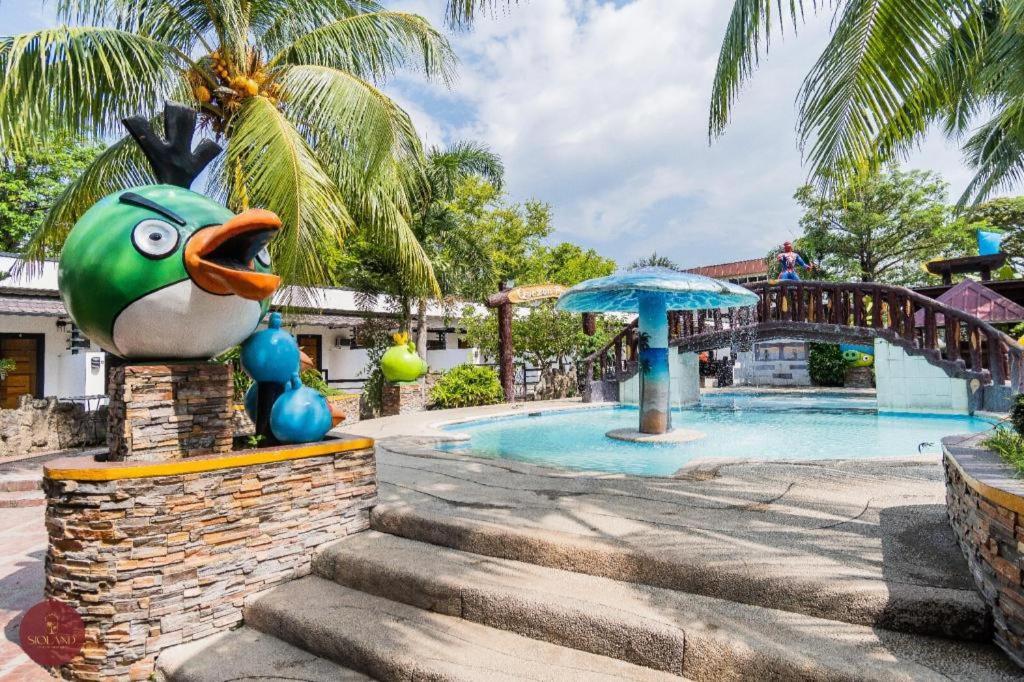 Quezon Premier Hotel - Candelaria Candelaria  Zewnętrze zdjęcie