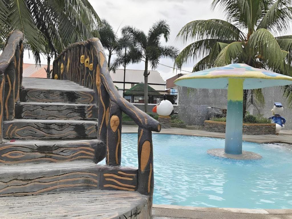 Quezon Premier Hotel - Candelaria Candelaria  Zewnętrze zdjęcie