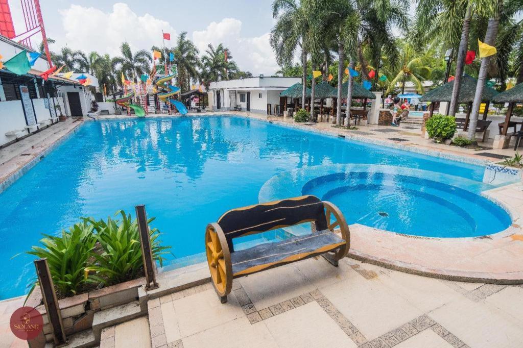 Quezon Premier Hotel - Candelaria Candelaria  Zewnętrze zdjęcie