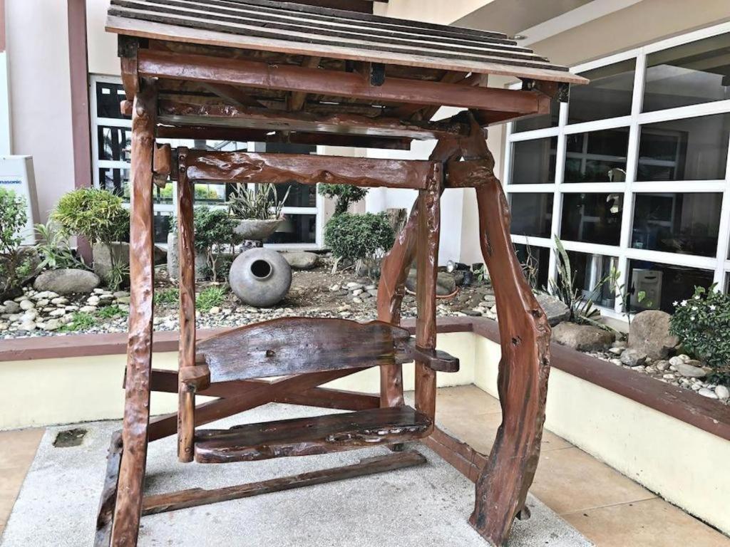 Quezon Premier Hotel - Candelaria Candelaria  Zewnętrze zdjęcie