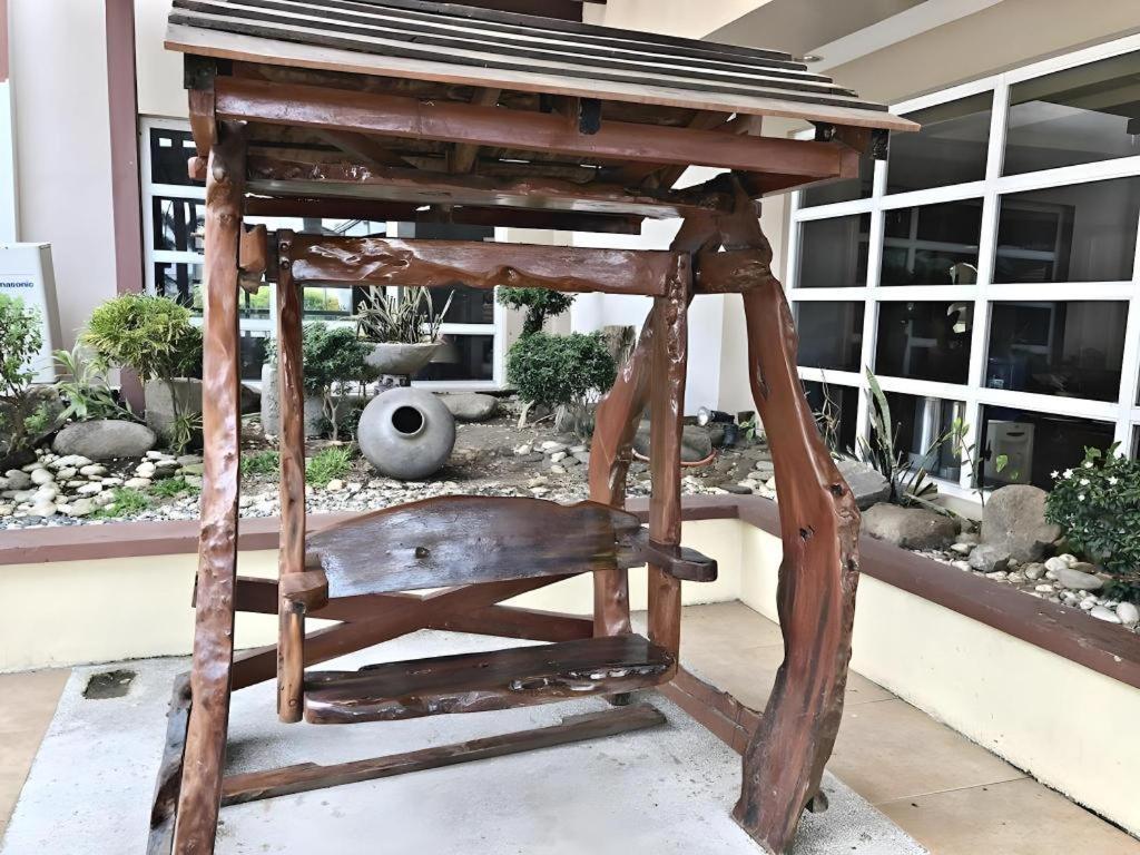 Quezon Premier Hotel - Candelaria Candelaria  Zewnętrze zdjęcie