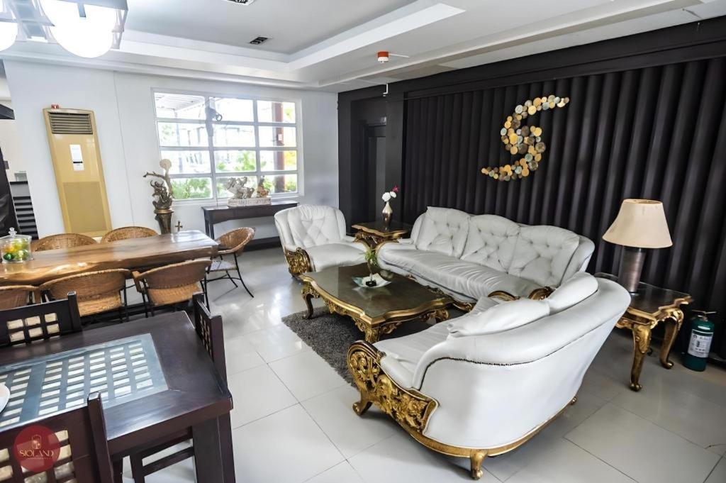 Quezon Premier Hotel - Candelaria Candelaria  Zewnętrze zdjęcie